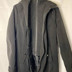 HFX BLACK COAT WIND AND WATER RESISTANT